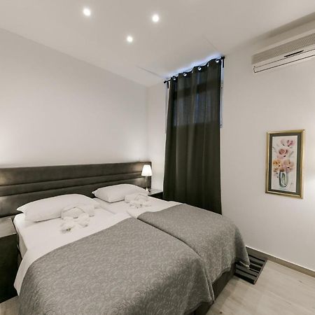 Palomia D Apartment Split Exterior photo