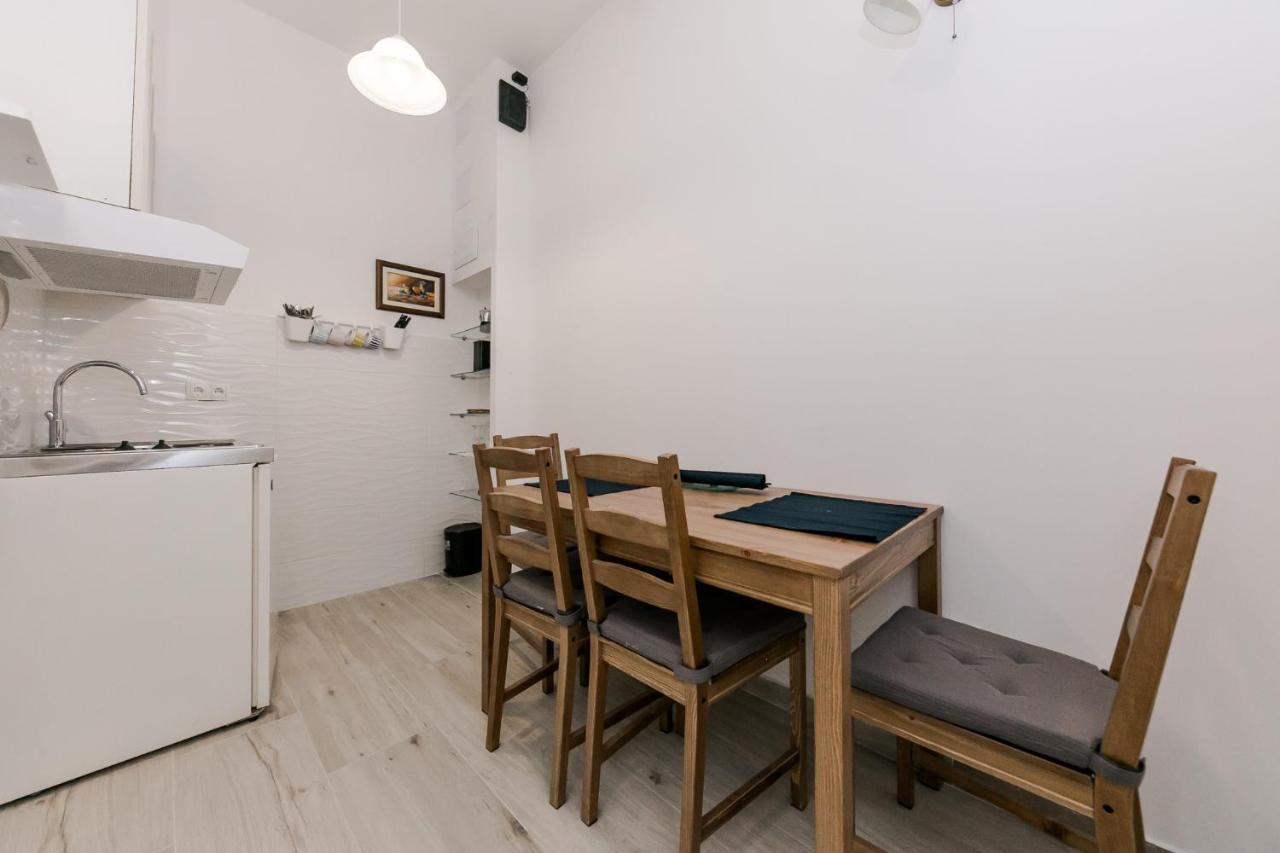 Palomia D Apartment Split Exterior photo